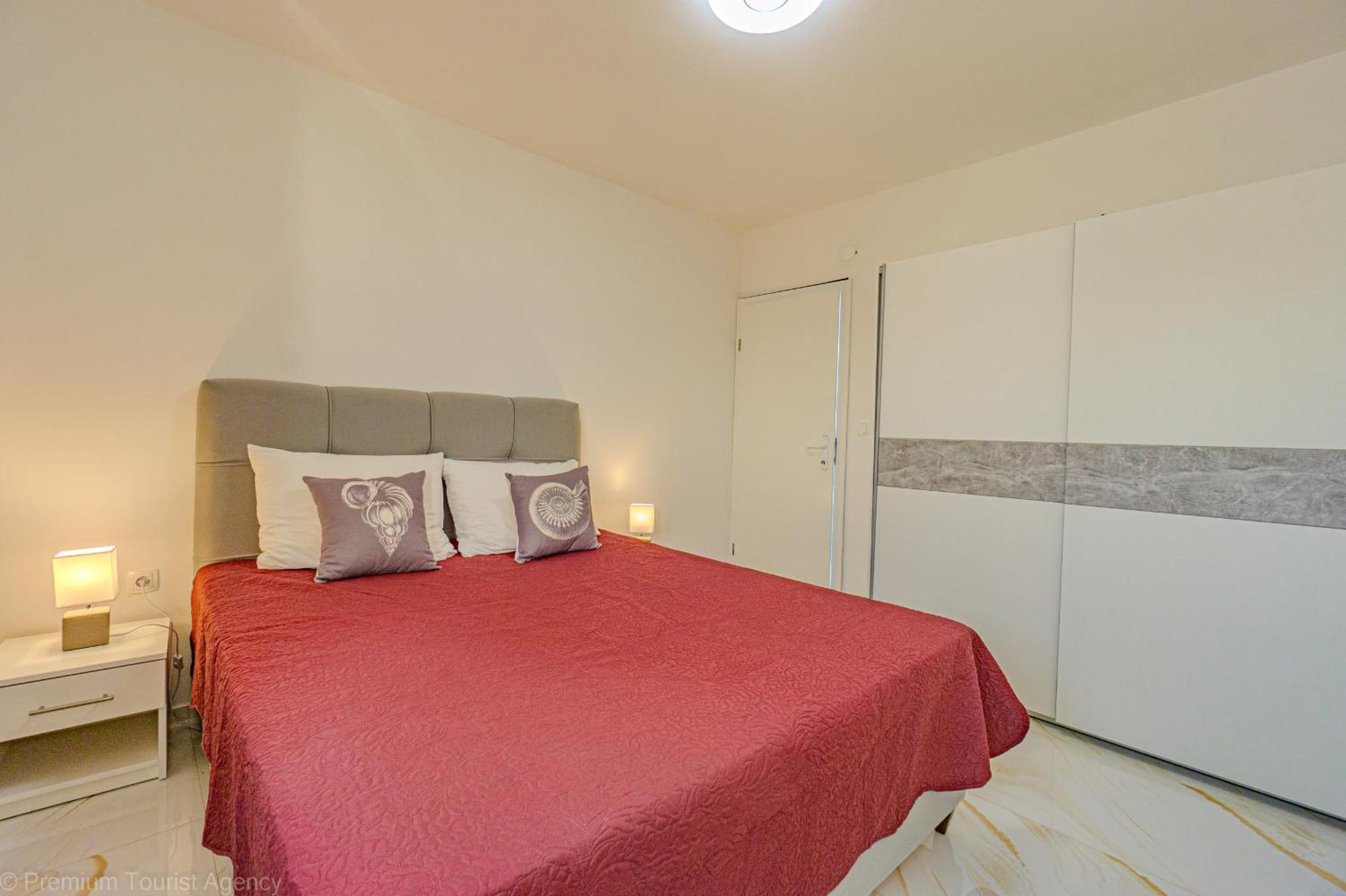 Ivica Super Comfortable, Newly Furnished Apartment In A Top Location ميتغنا المظهر الخارجي الصورة