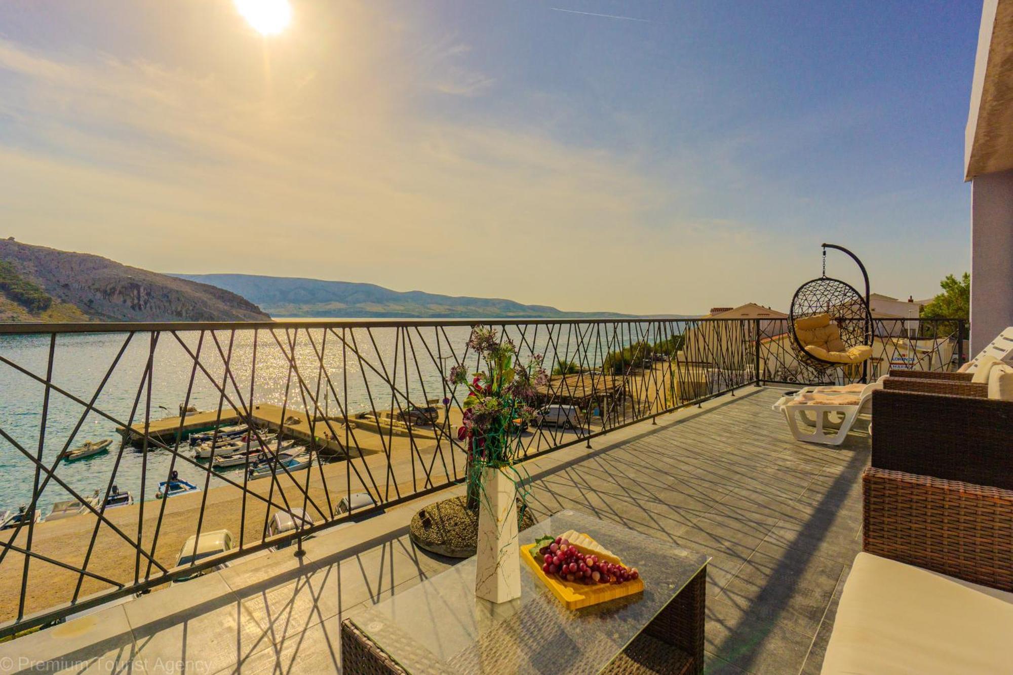 Ivica Super Comfortable, Newly Furnished Apartment In A Top Location ميتغنا المظهر الخارجي الصورة