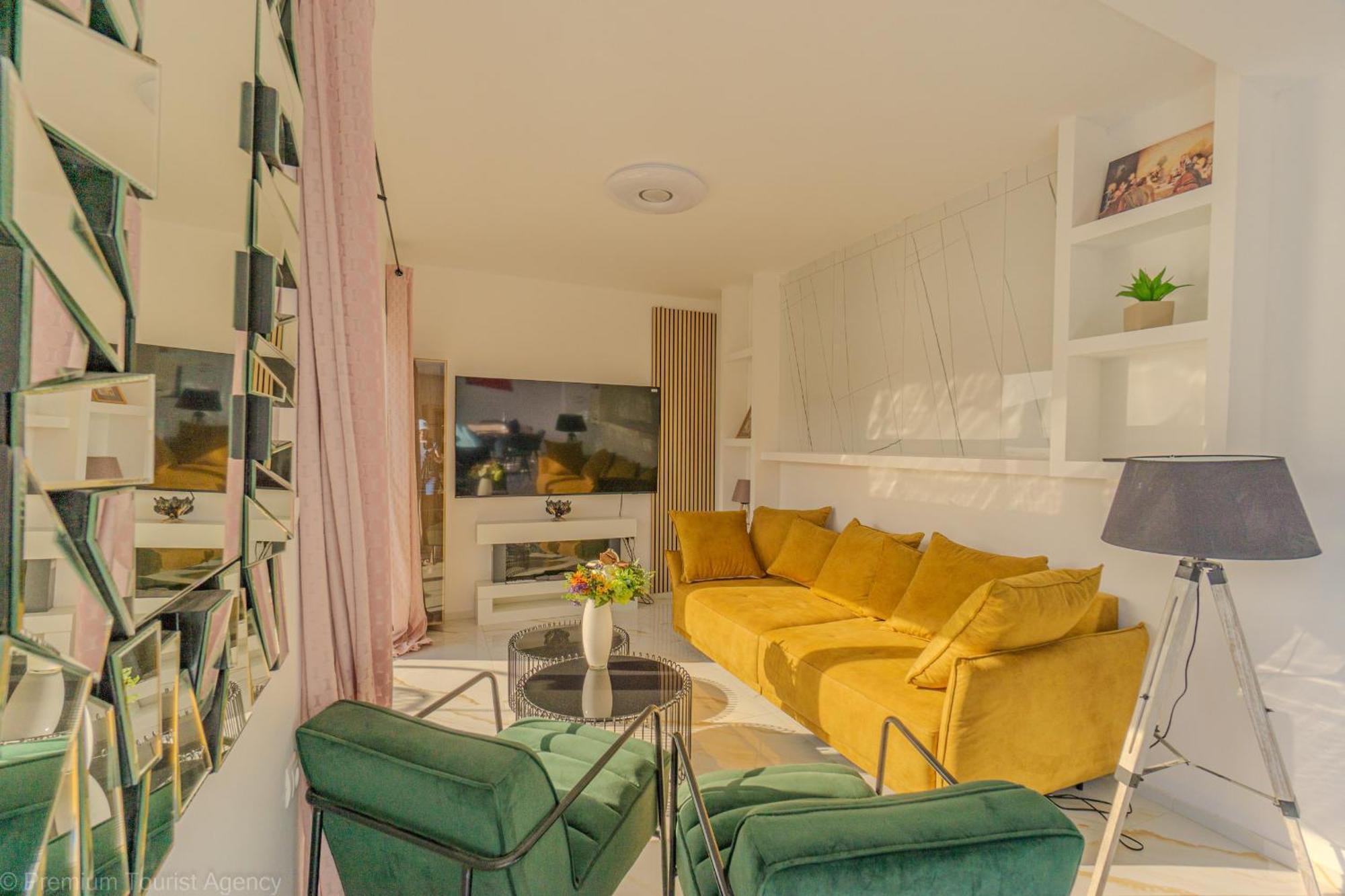 Ivica Super Comfortable, Newly Furnished Apartment In A Top Location ميتغنا المظهر الخارجي الصورة
