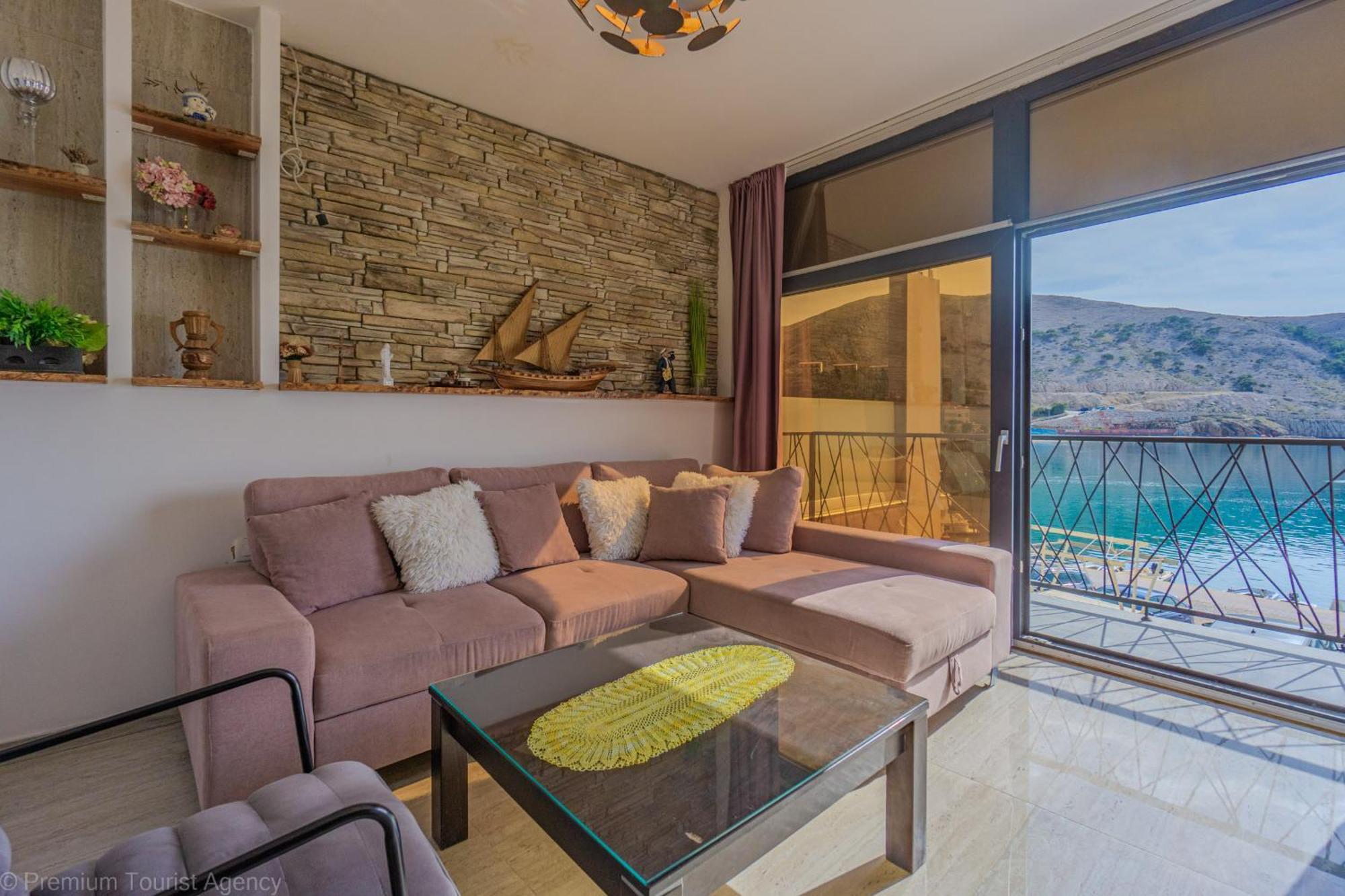 Ivica Super Comfortable, Newly Furnished Apartment In A Top Location ميتغنا المظهر الخارجي الصورة