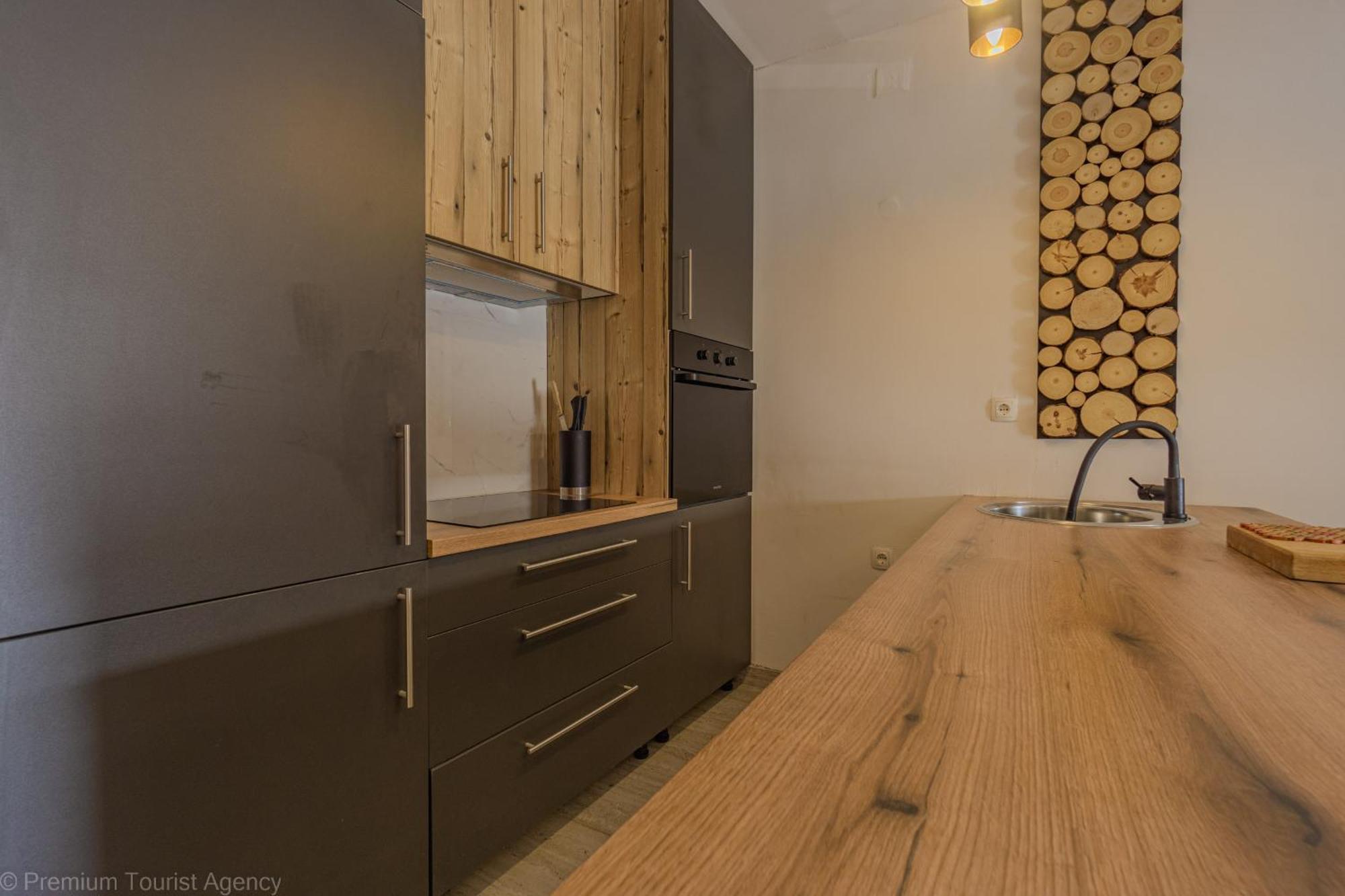 Ivica Super Comfortable, Newly Furnished Apartment In A Top Location ميتغنا المظهر الخارجي الصورة